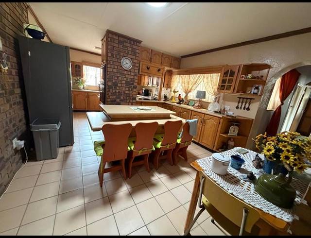 3 BEDROOM HOUSE FOR SALE IN CASSELDALE